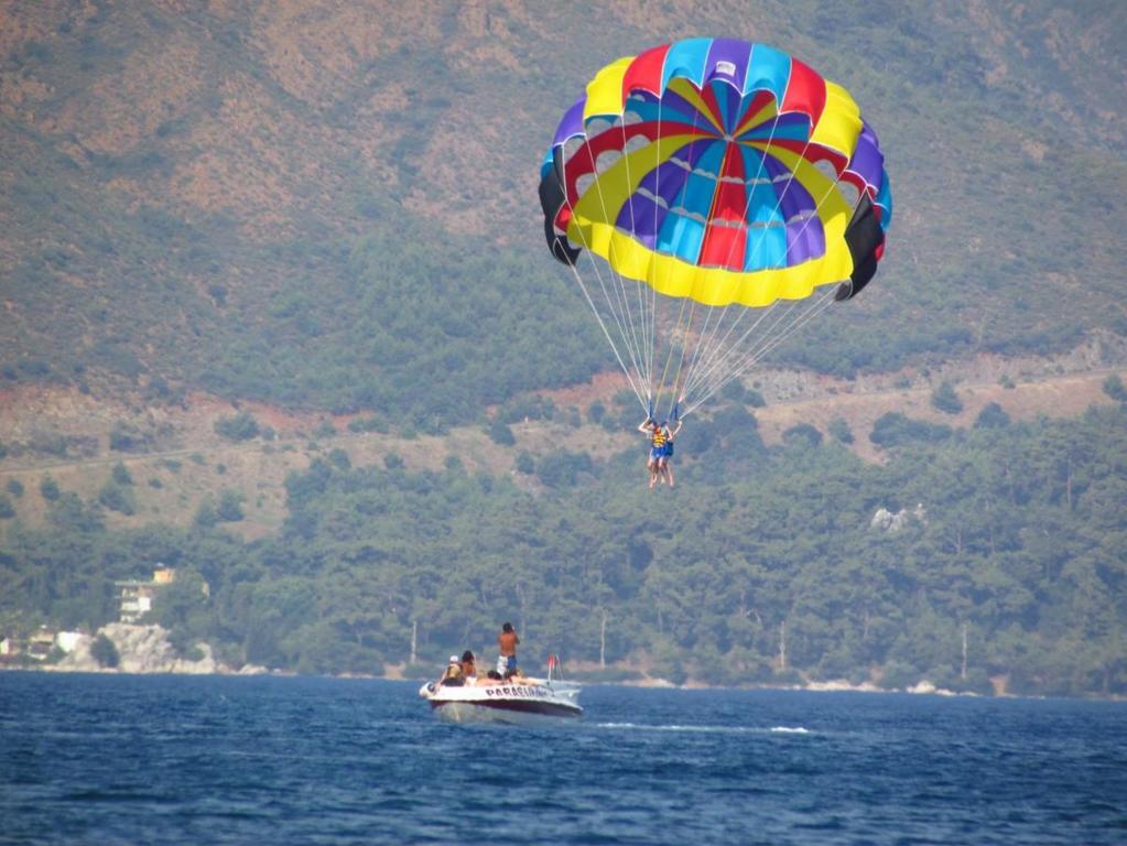 Amarakos Guesthouse Λειτουργεί Υπό Νέα Διεύθυνση Kato Akourdalia Bagian luar foto